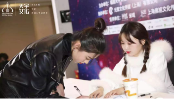 1542791309936130.png blob.png