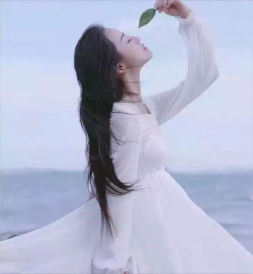 1543541794646989.png blob.png