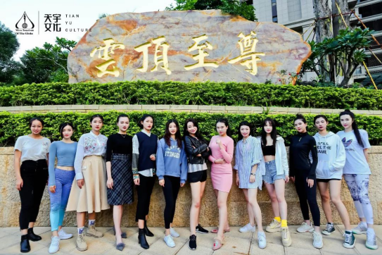 1544062747398899.png blob.png