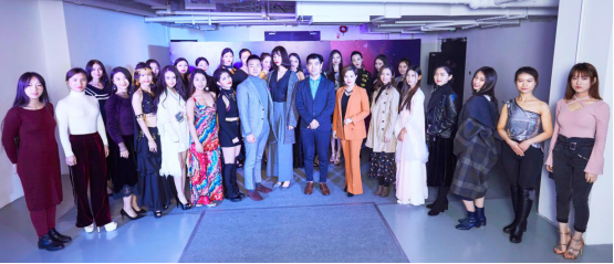 1544154510445631.png blob.png